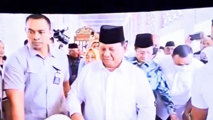 Iklan Prabowo Cuplikan iklan Prabowo di bioskop.