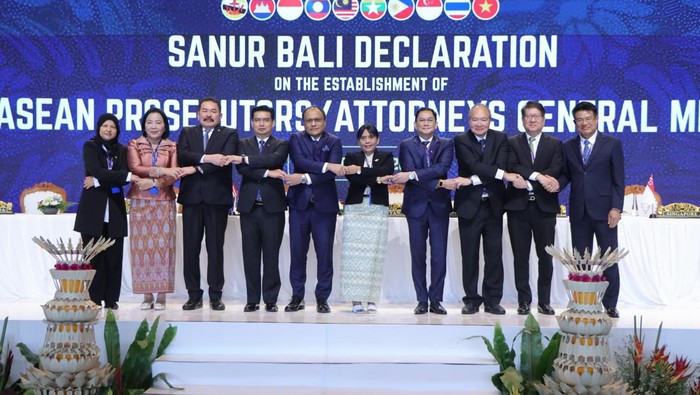 Jaksa Agung ST Burhanuddin meneken komitmen sinergi dengan Jaksa Agung se-ASEAN di Sanur, Bali