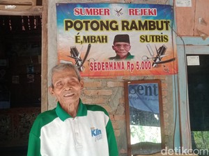 Bertemu Mbah Sutris, Tukang Cukur 82 Tahun di Klaten Rajin Catat Pelanggannya