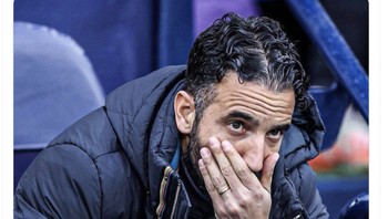 Akan tetapi Amorim tetap keras kepala tidak akan mengubah filosofi dan sistemnya. Foto: X.com