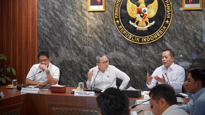 Menko Pangan Zulhas, Menkeu Purbaya dan Menkop Ferry Juliantono