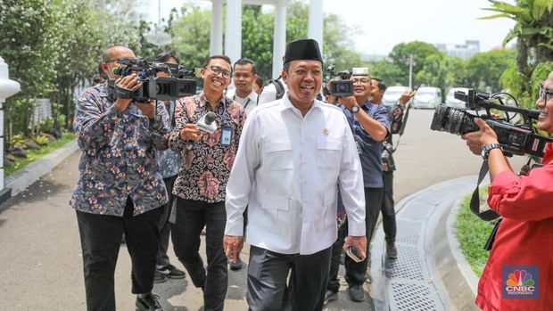 Menteri ATR/BPN Nusron Wahid di Istana Kepresidenan, Jakarta, Senin (15/9/2025). (CNBC Indonesi/Tri Susilo)