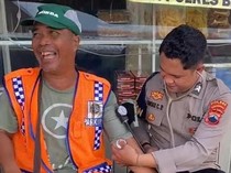 Patroli Si Dokkes Polres Banjarnegara, Warga Bisa Cek Kesehatan Gratis di Jalan