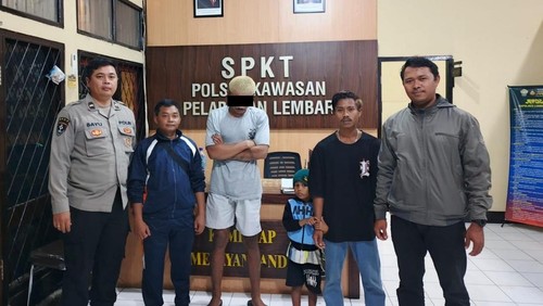 Penumpang kapal yang melompat ke laut berhasil dievakuasi di Mako Polsek Kawasan Pelabuhan Lembar, Minggu (14/9/2025). (Dok. Polres Lombok Barat)