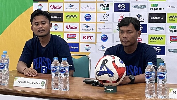 Jumpa pers Persiba Balikpapan usai dikalahkan PSS Sleman di Stadion Maguwoharjo, Sleman, Senin (15/9/2025).