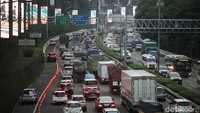 Ada satu lajur tol dari GT Fatmawati 2 yang dibuka gratis untuk mobil ke arah Lebak Bulus. Hal itu ditujukan untuk menambah kapasitas ruas jalan TB Simatupang arah Jalan RA Kartini tepatnya di bawah Stasiun MRT Fatmawati. Hal ini diharapkan bisa mengurai kemacetan.