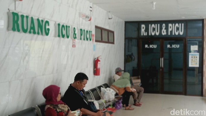 Ruang ICU RSUD dr. Moh Saleh, Kota Probolinggo Ruang ICU RSUD dr. Moh Saleh, Kota Probolinggo