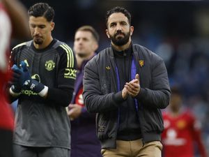 Amorim Kembali Tegaskan Tak Akan Ubah Gaya Main Man United