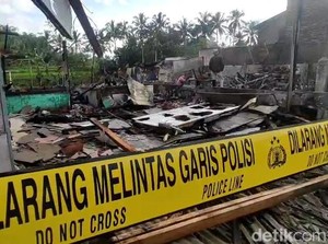 Subuh Mencekam di Tasikmalaya Saat Api Lalap 6 Bangunan