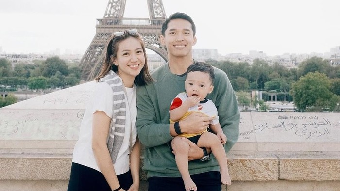 Shanju Eks JKT 48 Rayakan Ultah Jonatan Christie