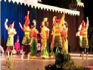 Tari Tanak Mulir, Tarian Penutup Acara Adat Kesultanan Sumbawa