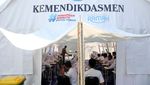 Tenda Jadi Kelas, Beginilah Kondisi Siswa SMKN 1 Cileungsi Setelah Atap Ambruk