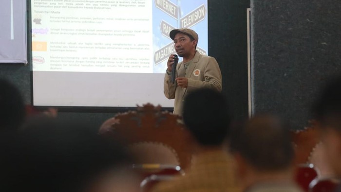 UGM Perkuat Jurnalisme Warga Agar Gen Z Tak Mudah Terprovokasi di Dunia Maya Sekolah Pascasarjana UGM), melalui Program Studi Ketahanan Nasional (Tannas), menggelar kuliah umum bertajuk “Penguatan Jurnalisme Warga untuk Mewujudkan Ketahanan Sosial Budaya”