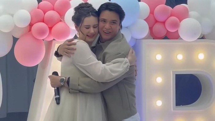 Gender Reveal Vika Kolesnaya.