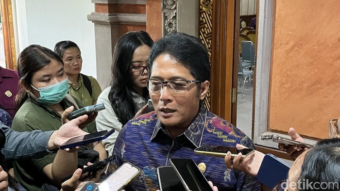 Wagub Bali I Nyoman Giri Prasta di Kantor Gubernur Bali, Senin (15/9/2025).