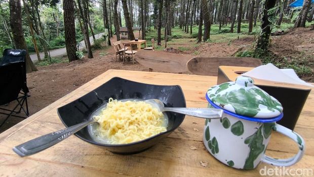 Warkop Lembong Gunung Ciremai.