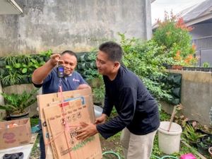 Warga di Bondowoso Bayar Pajak Bumi Bangunan Pakai Sampah, Kok Bisa?