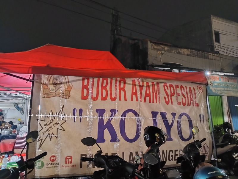 Bubur Ayam Ko Iyo Pasar Lama Tangerang