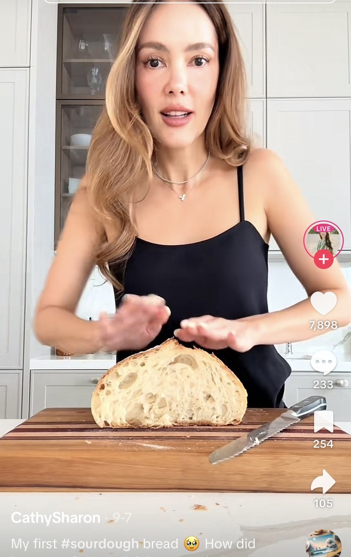 Cathy Sharon Hobi Makan Sehat, Cicip Okra Water hingga Sea Moss