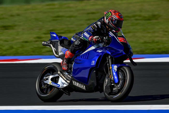 Fabio Quartararo mengetes Yamaha M1 V4 di Sirkuit Misano (15/9)