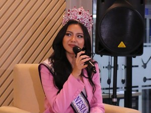 Saat 6 Puteri Indonesia 2025 Ajarkan Kelas Fashion dan Personal Branding
