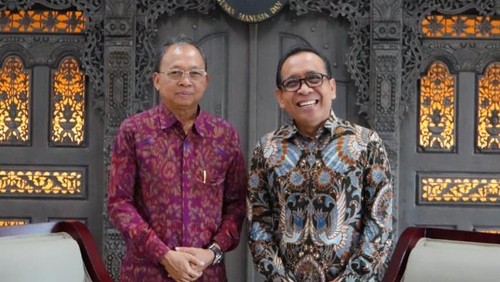 Gubernur Bali Wayan Koster menemui Menko PMK Pratikno di Jakarta, Selasa (16/9/2025).