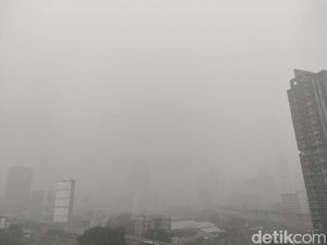 Cuaca Jawa Timur 27 Januari 2026, Waspada Petir di 2 Wilayah