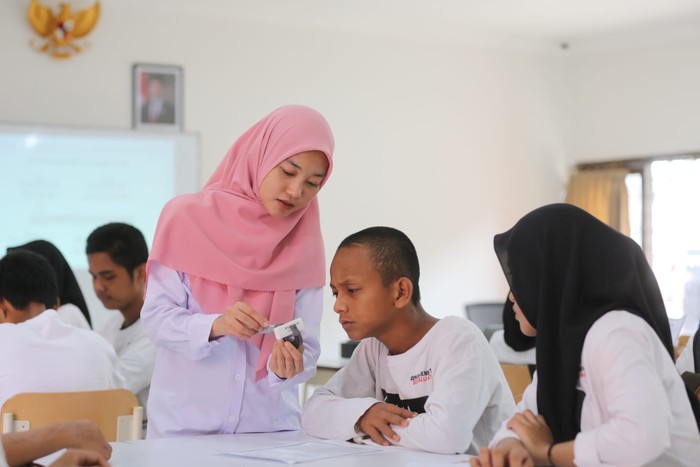 Ilustrasi Pembelajaran di Sekolah Rakyat