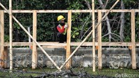 Pemerintah menargetkan fasilitas ini tidak hanya dimanfaatkan warga untuk aktivitas positif, tetapi juga menjadi ikon baru yang dapat menarik pengunjung ke kawasan pesisir Jakarta Utara.
