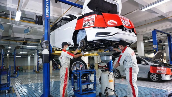 Kenali Tanda-tanda Suspensi Mobil Bermasalah