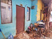 Sepeda Motor, Jaket Hijau dan Asa Awaludin Miliki Rumah Layak