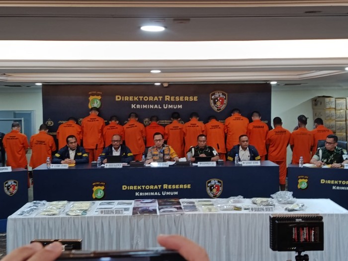 Konferensi pers kasus penculikan dan pembunuhan kacab bank (Wildan/detikcom)