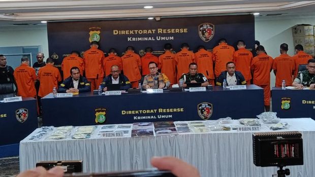 Konferensi pers kasus penculikan dan pembunuhan kacab bank (Wildan/detikcom)