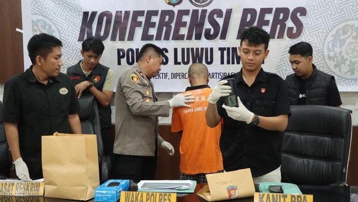 Konfrensi pers Polres Luwu Timur terkait panangkapan pemeran pria pada video syur dengan siswa SMP.