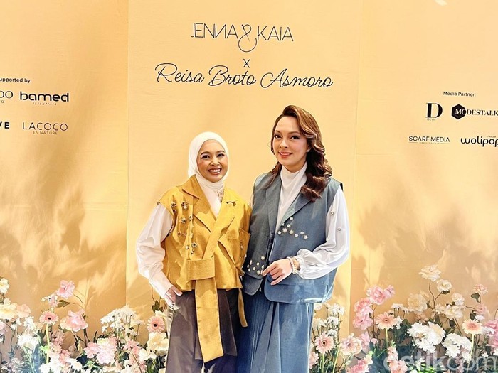 Brand Jenna and Kaia menggelar private launching event koleksi terbaru bernama Avery, hasil kolaborasi bersama figur inspiratif, Reisa Broto Asmoro di Peacock Lounge, Fairmont Hotel Jakarta.
