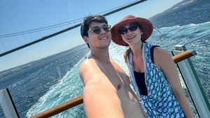 Luna Maya dan Maxime tampil mesra di kapal pesiar mewah, liburan ala sultan vibes! Foto: Instagram Luna Maya