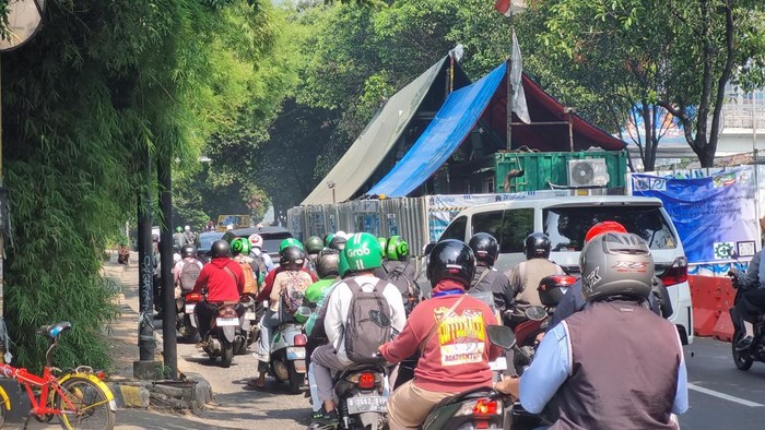Macet di Jalan TB Simatupang (Taufiq/detikcom)