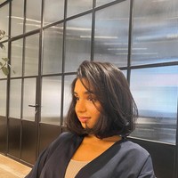 Model rambut ini mengutamakan volume tetapi dengan sentuhan yang halus sehingga memberikan kesan glamor sekaligus effortless. Foto: Instagram