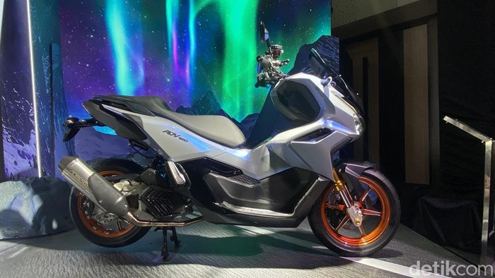 New ADV 160