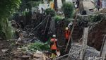 Perbaikan Turap Kali Bintaro, Antisipasi Longsor dan Banjir Musim Hujan