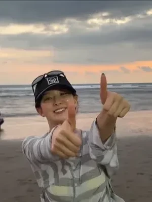 Seulgi Red Velvet di Pulau Dewata: Makan Bakso-Beli Lekbong I Love Bali