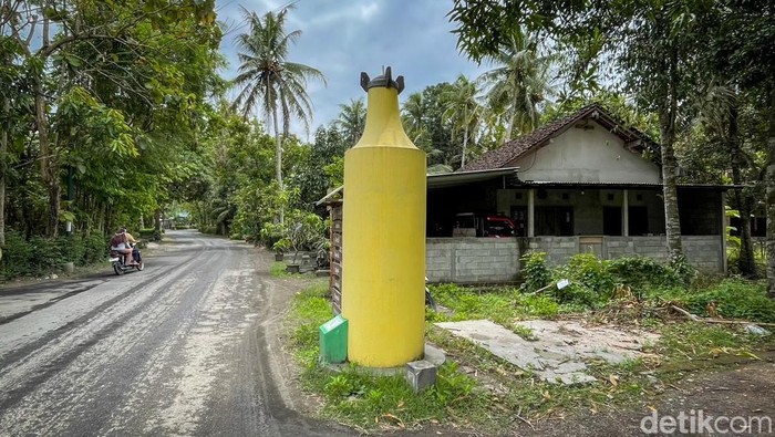 Tugu Gendul di Kulon Progo sebagai peringatan Agresi Militer Belanda. Foto diambil Selasa (16/9/2025).