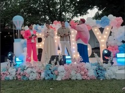 8 Foto Gender Reveal Vika Kolesnaya & Billy Syahputra, Digelar Meriah