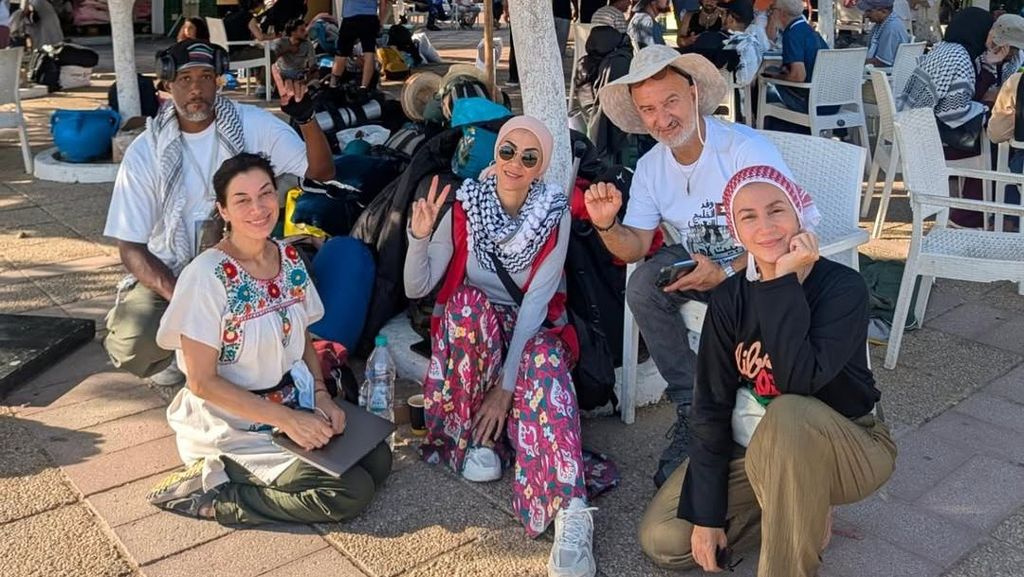Gagal Berlayar ke Gaza, Wanda Hamidah di Tunisia hingga Kapal Terakhir Berangkat