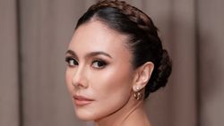 Wulan Guritno Jadi Dewi Cinta ala Aphrodite Wulan Guritno Jadi Dewi Cinta ala Aphrodite