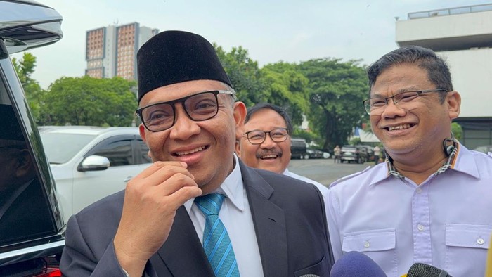 Afriansyah Noor tiba di Istana Negara