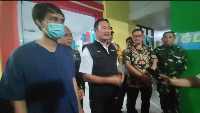Bupati Lamongan Telusuri Penyebab 13 Siswa SMA Keracunan Usai Santap MBG