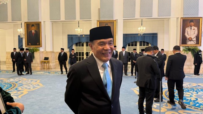 Menko Polkam Djamari Chaniago dilantik Presiden Prabowo Subianto di Istana Negara, Jakarta, (17/9/2025).