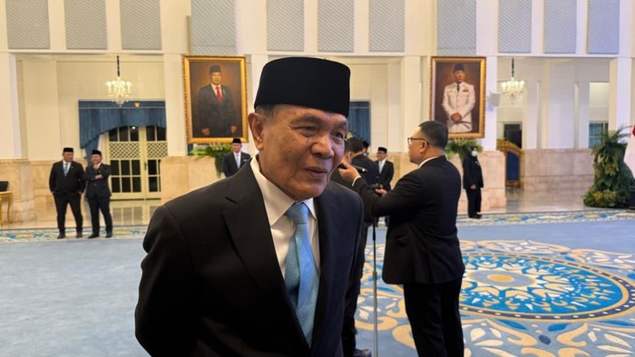 Menko Polkam Djamari Chaniago dilantik Presiden Prabowo Subianto di Istana Negara, Jakarta, (17/9/2025).