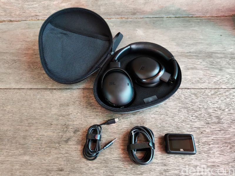 JBL Tour One M3